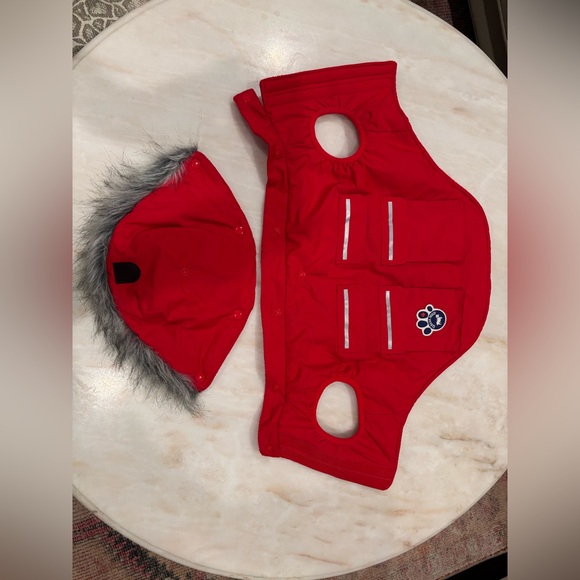 Canada Pooch Everest Explorer Jacket-Red Size 14+. - Picture 13 of 15